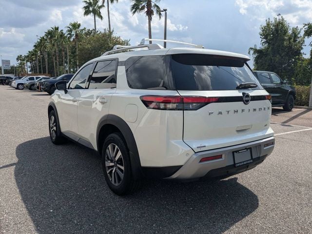2024 Nissan Pathfinder SL