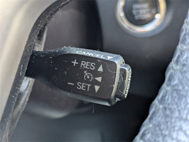 2017 Toyota Sienna SE 8 Passenger