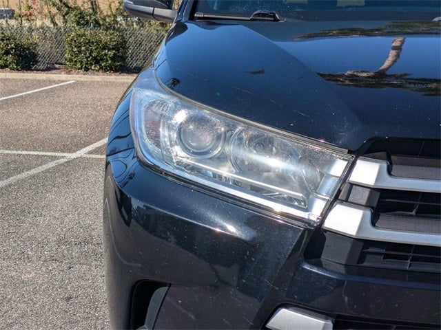 2018 Toyota Highlander Base