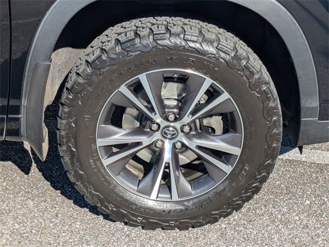 2018 Toyota Highlander Base