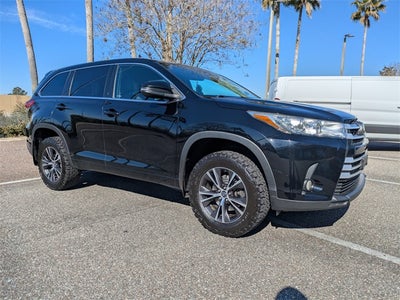 2018 Toyota Highlander Base