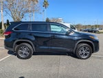 2018 Toyota Highlander Base