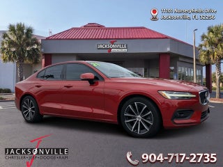 2021 Volvo S60 T5 Momentum