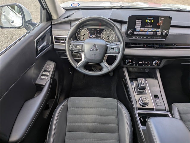 2024 Mitsubishi Outlander SE Black Edition