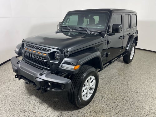 2020 Jeep Wrangler Unlimited Sahara Altitude