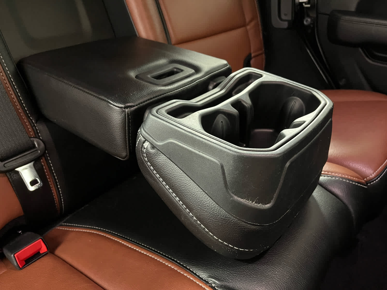 2020 Jeep Wrangler Unlimited Sahara Altitude