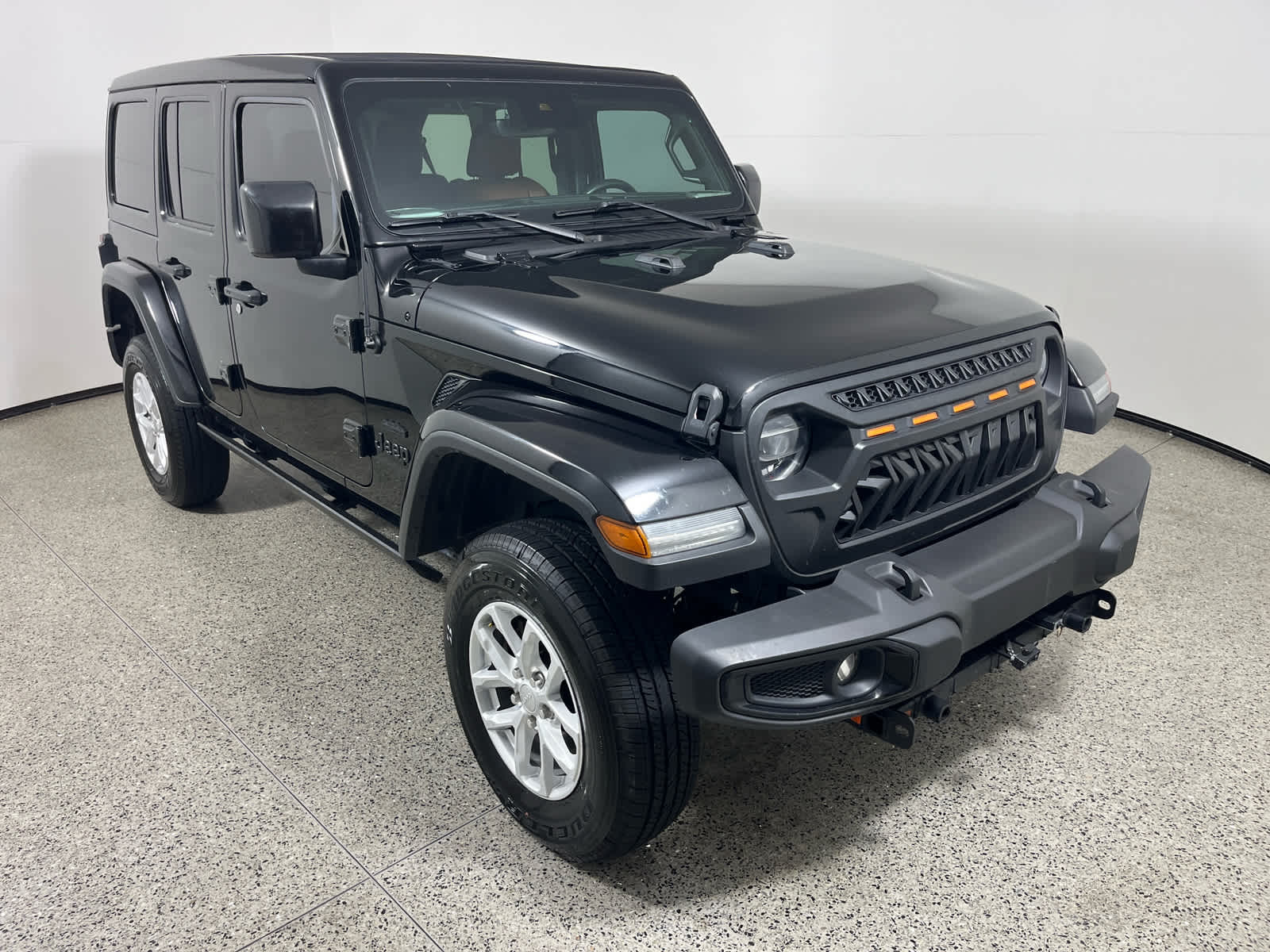 2020 Jeep Wrangler Unlimited Sahara Altitude