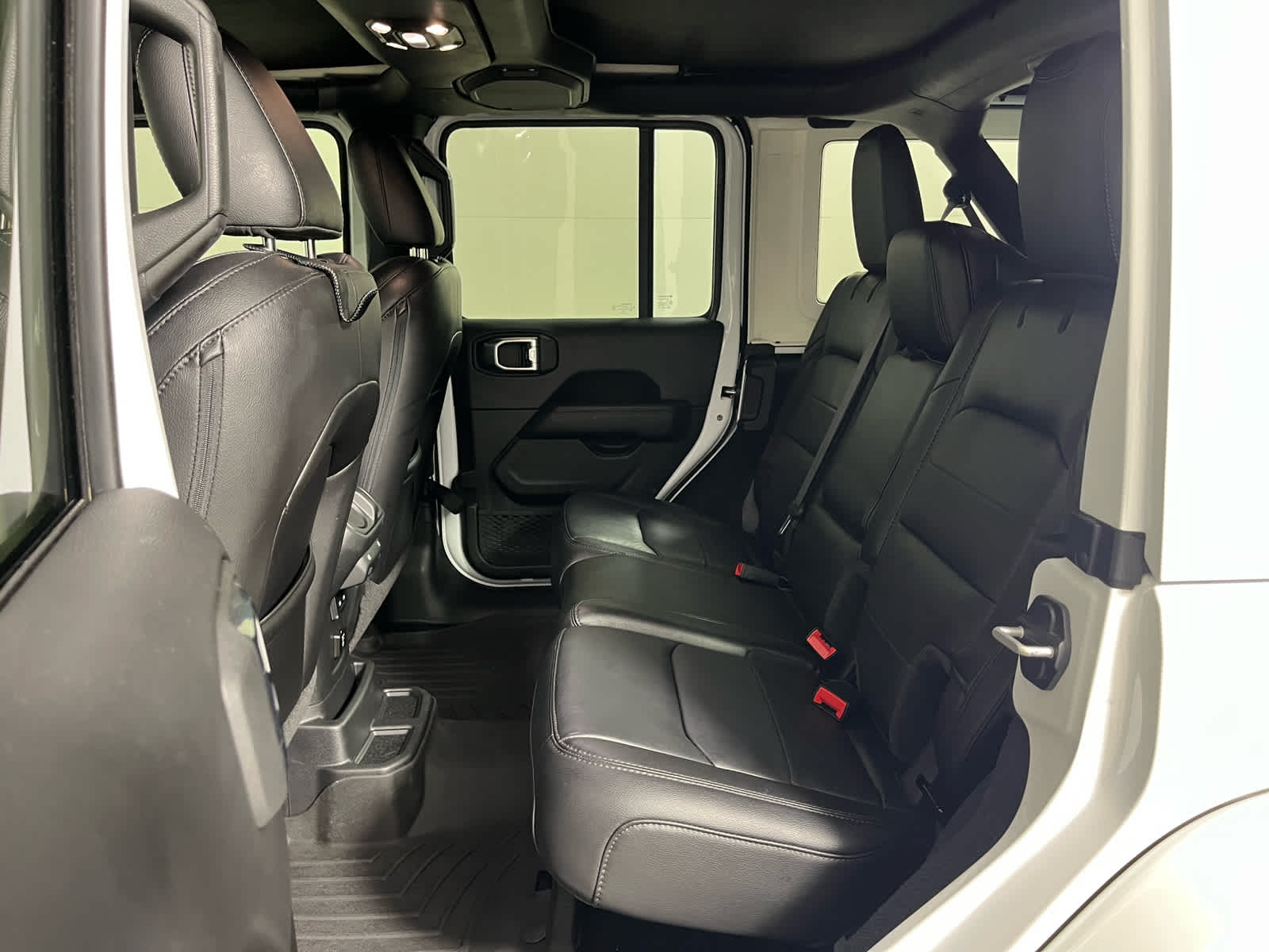 2022 Jeep Wrangler Unlimited Sahara Altitude 4x4