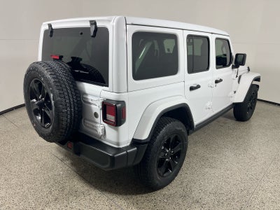 2022 Jeep Wrangler Unlimited Sahara Altitude 4x4