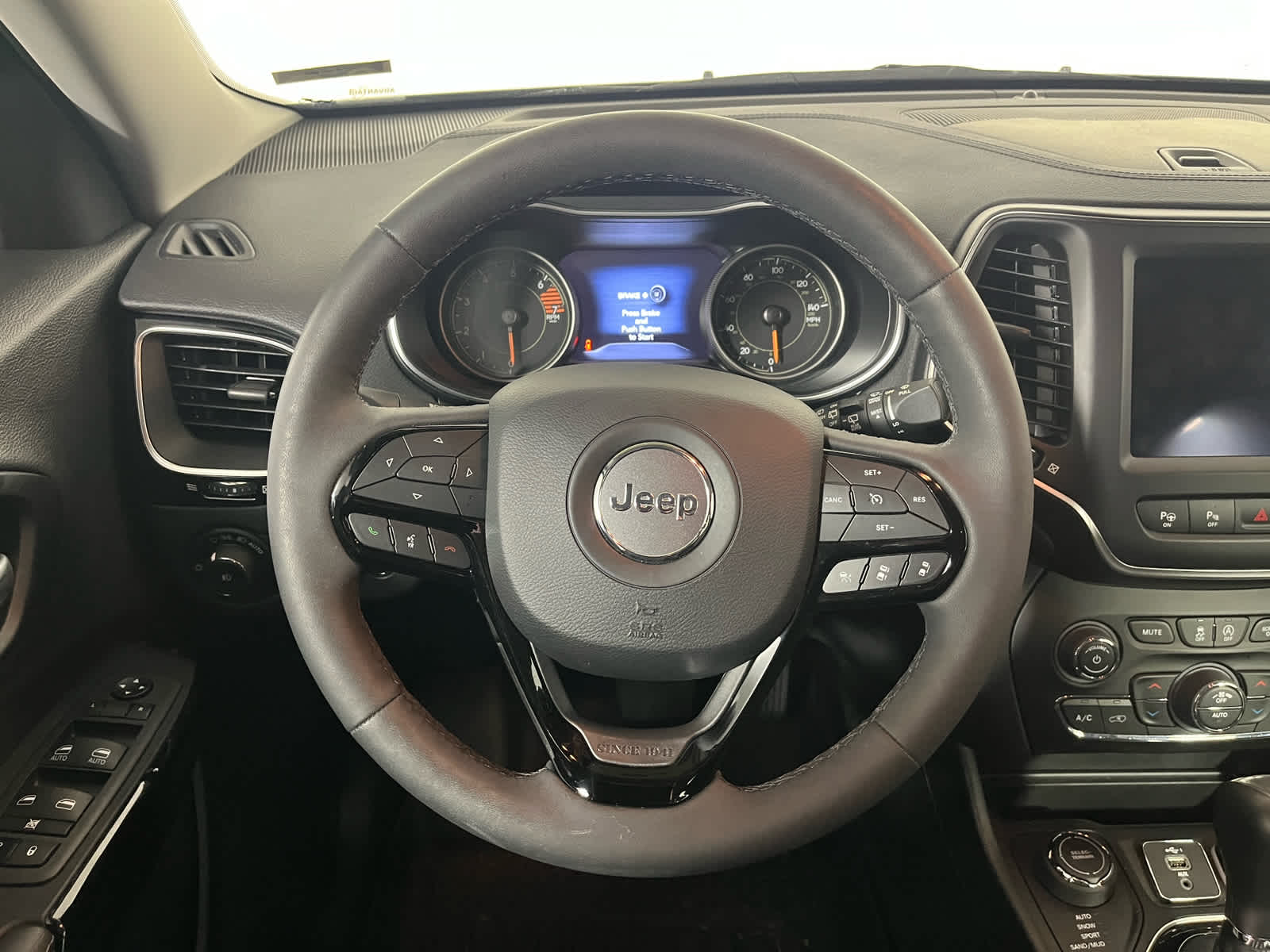 2023 Jeep Cherokee Altitude Lux