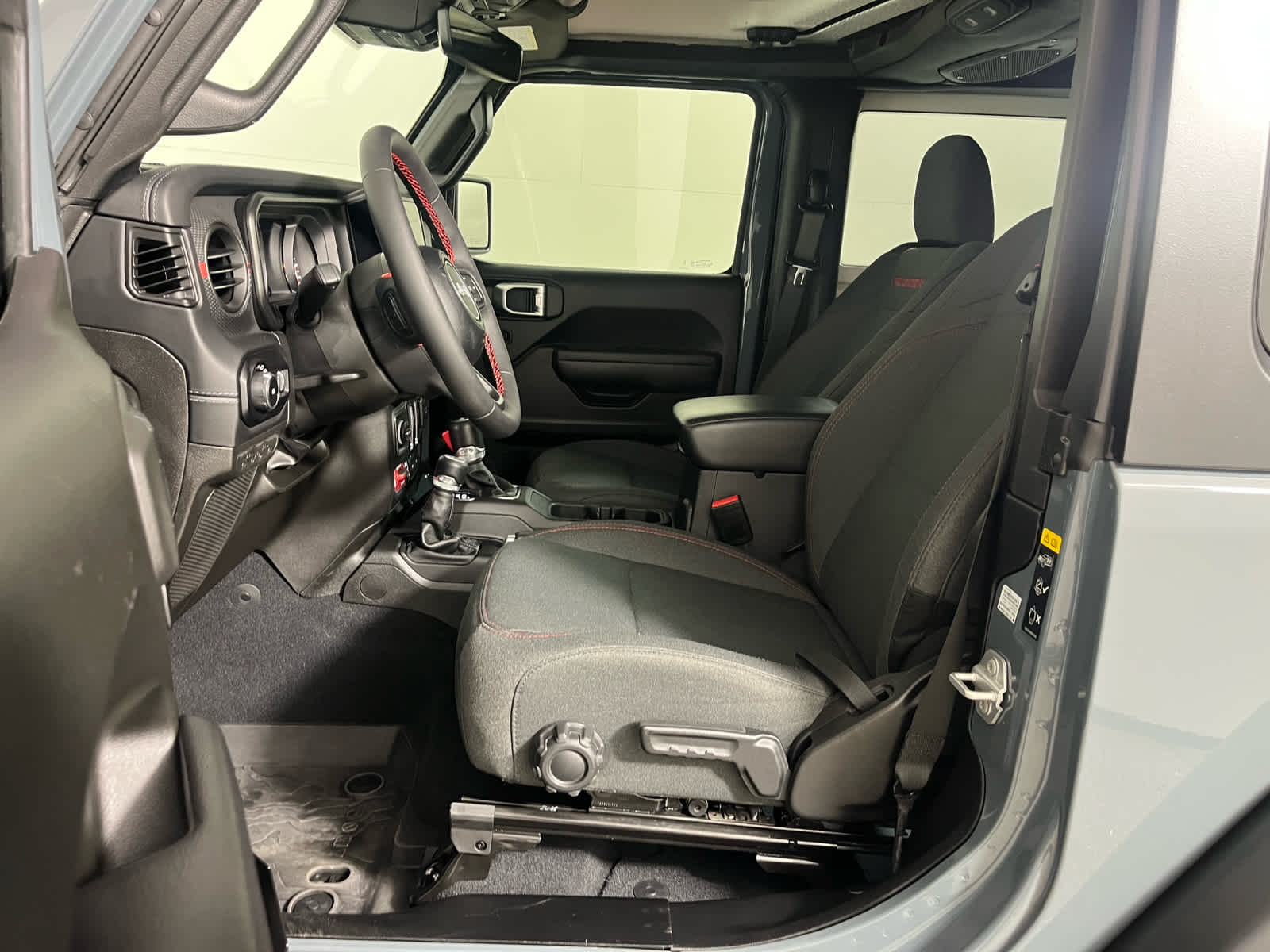 2024 Jeep Wrangler 2-Door Rubicon 4x4