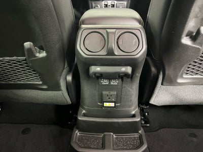 2024 Jeep Wrangler 4-Door Sahara 4x4