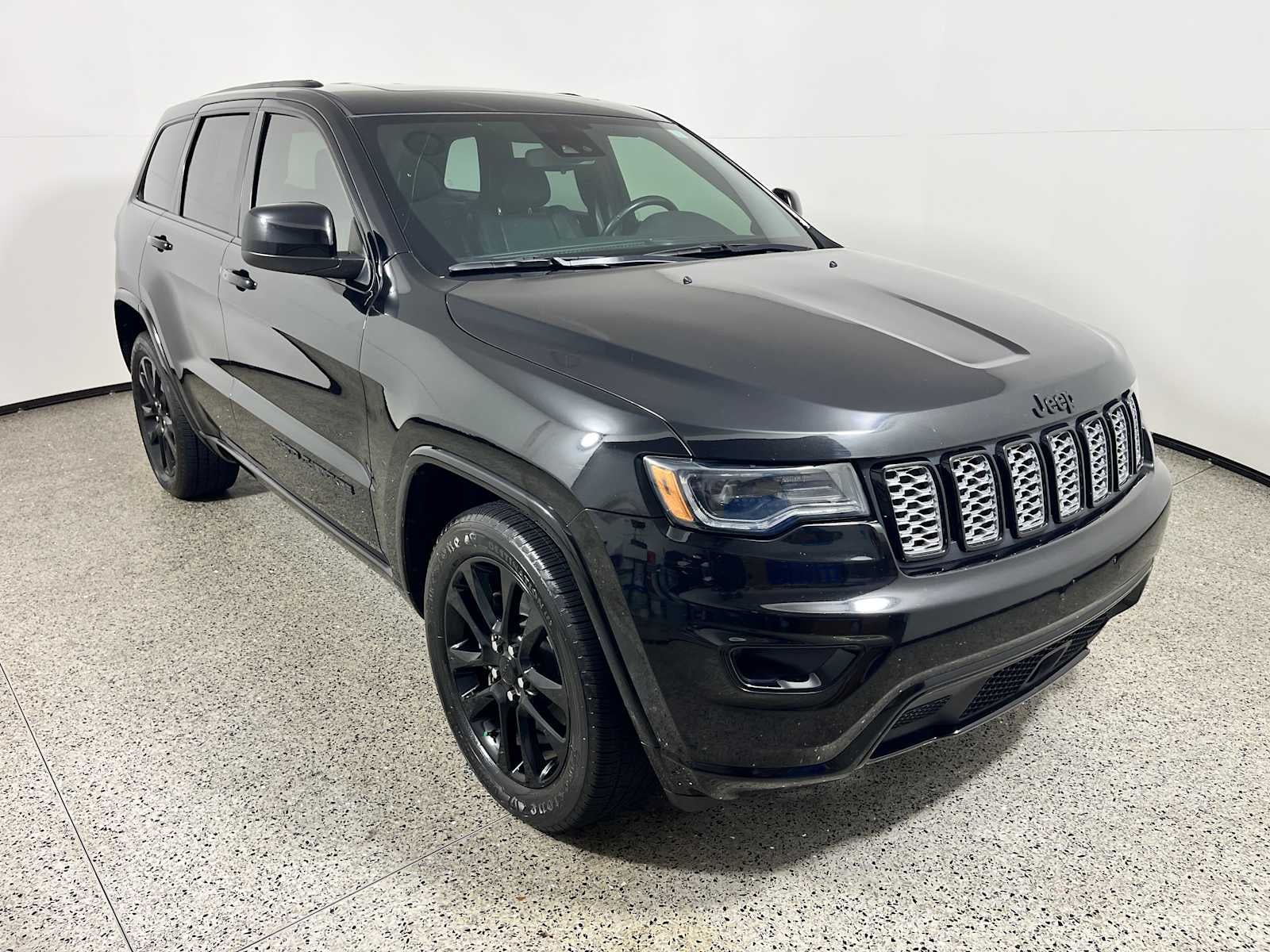 2021 Jeep Grand Cherokee Laredo X 4x2