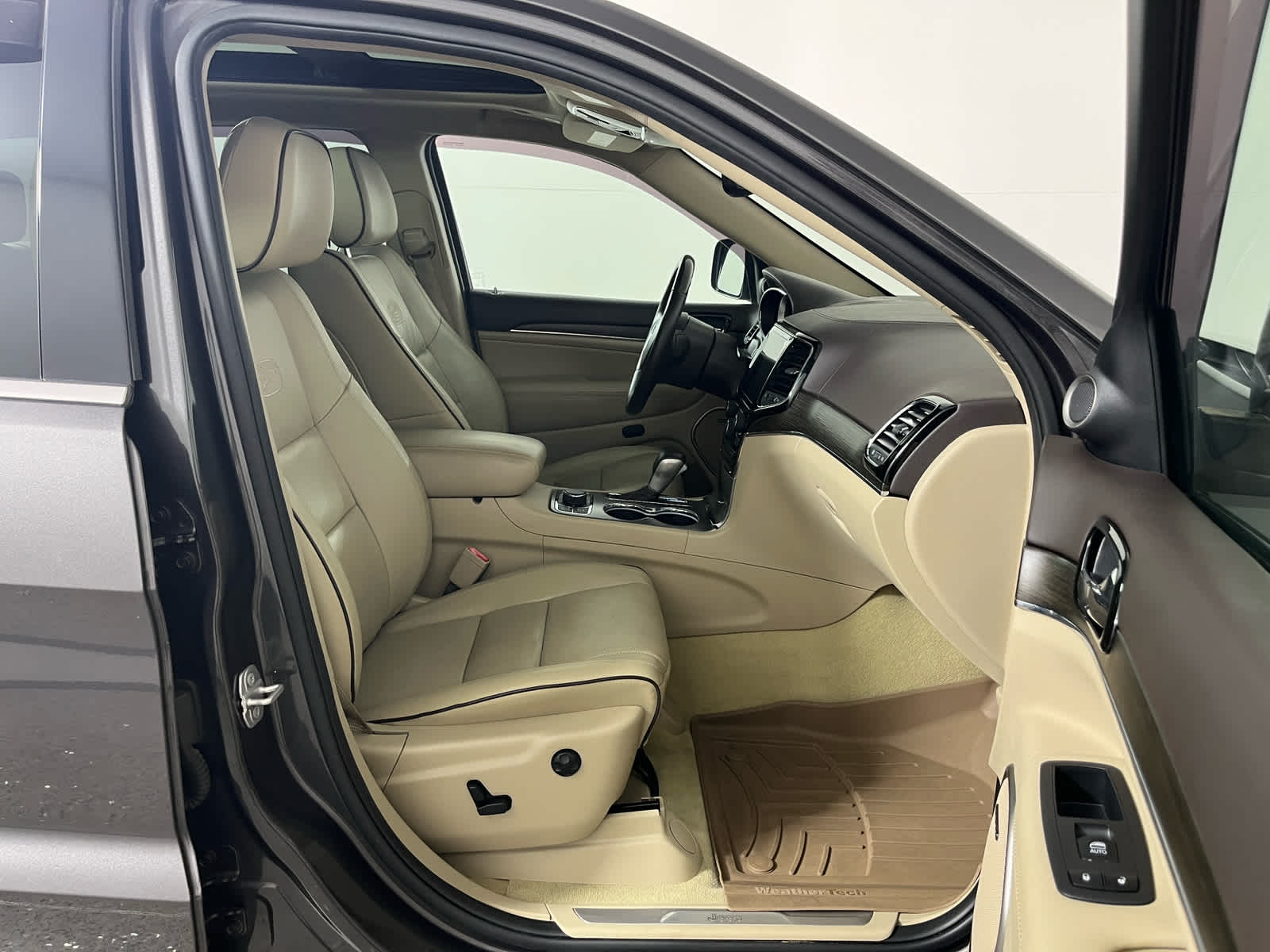 2020 Jeep Grand Cherokee Overland
