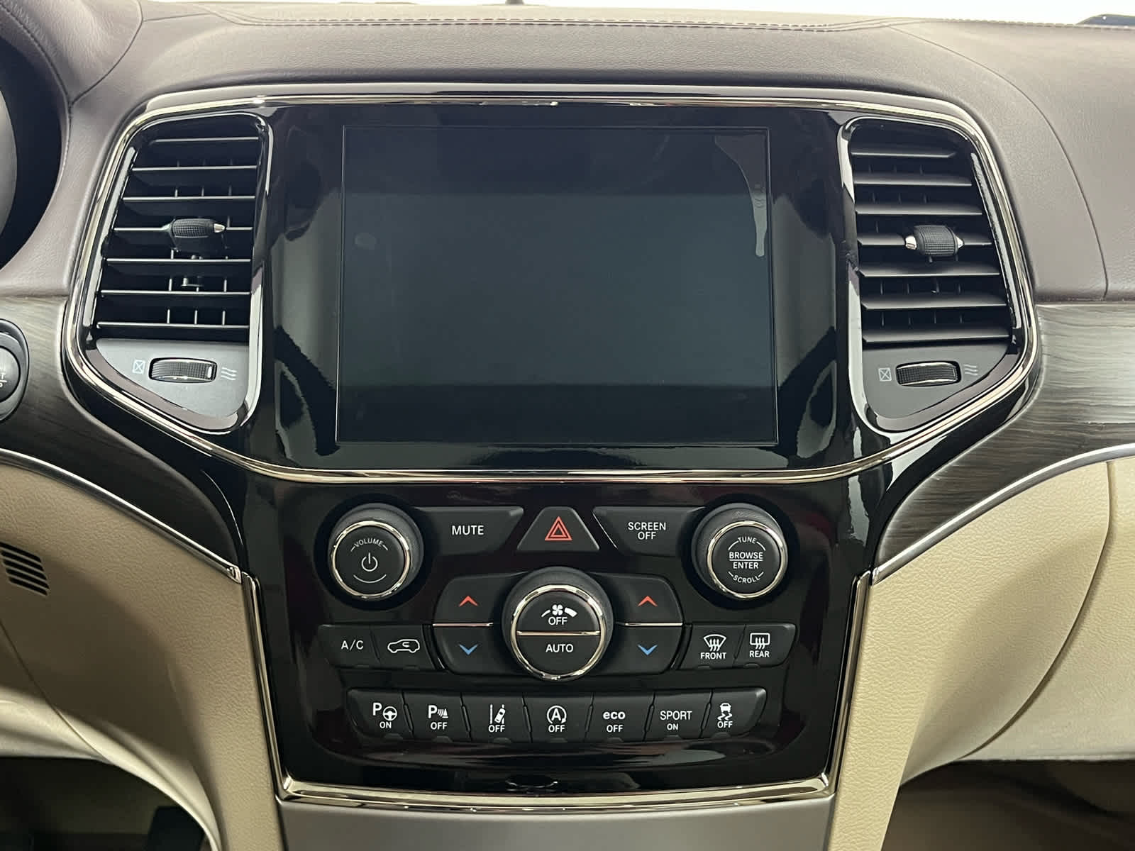 2020 Jeep Grand Cherokee Overland