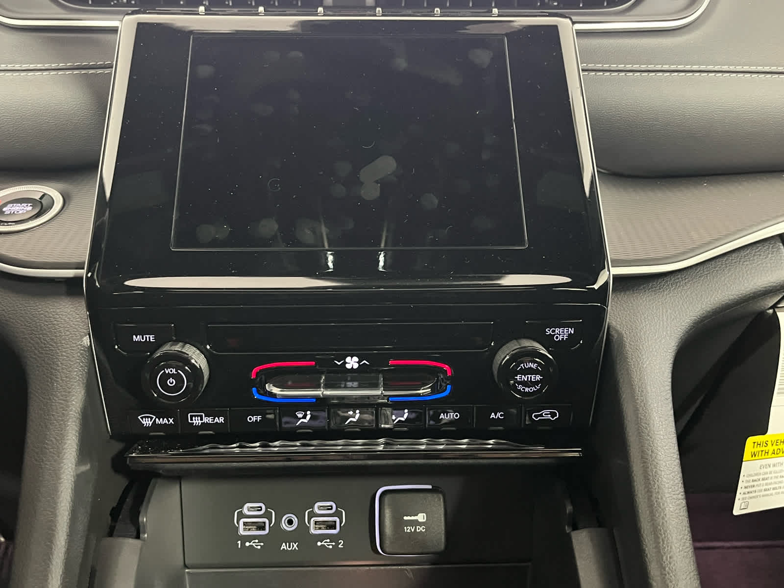 2025 Jeep Grand Cherokee GRAND CHEROKEE LAREDO X 4X2