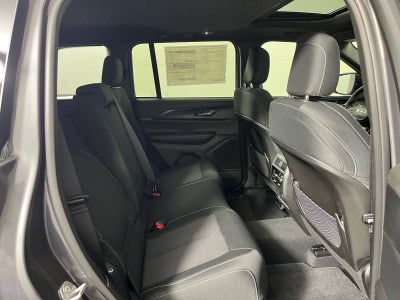 2025 Jeep Grand Cherokee GRAND CHEROKEE LAREDO X 4X2