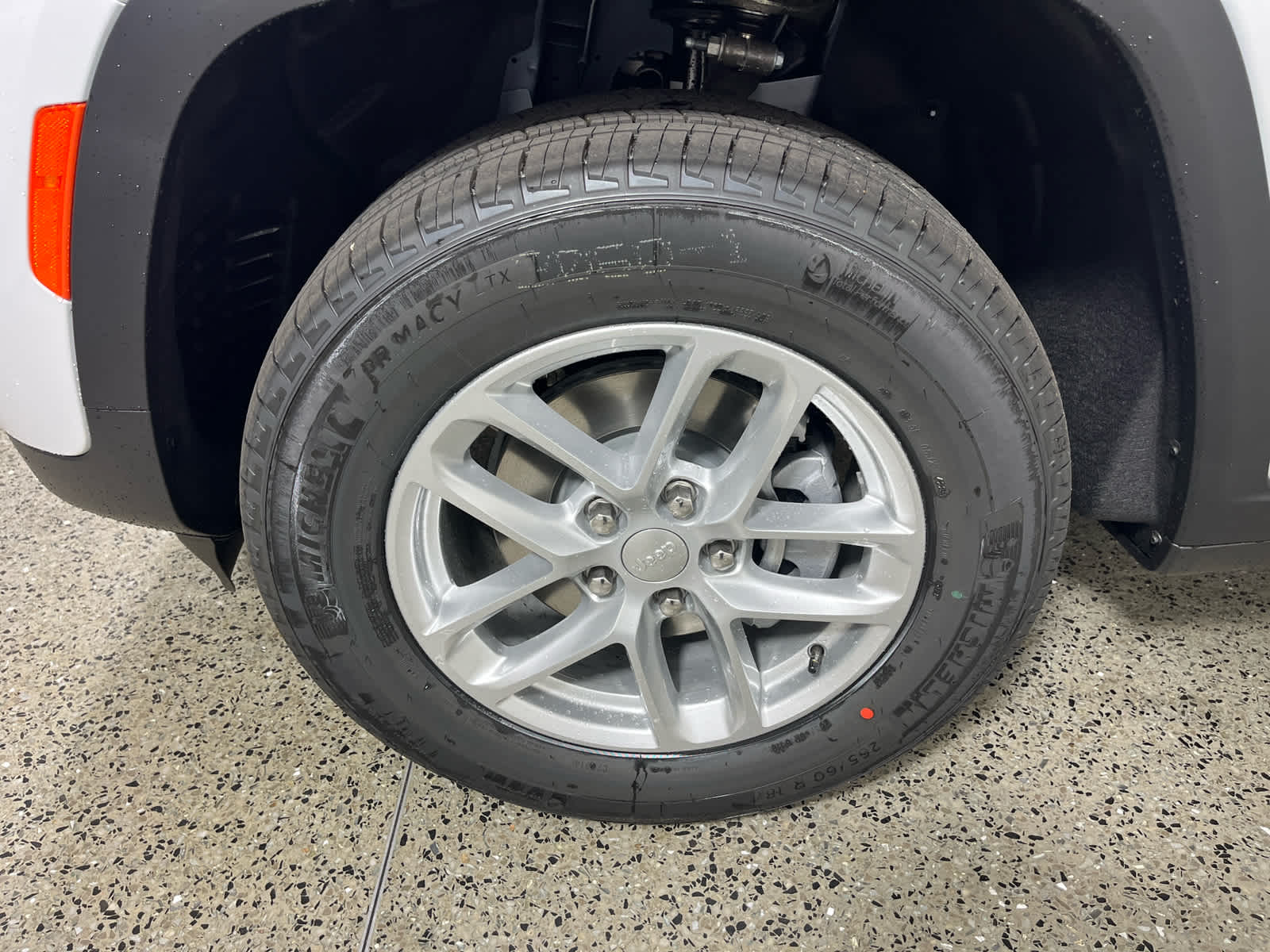 2025 Jeep Grand Cherokee GRAND CHEROKEE LAREDO X 4X2