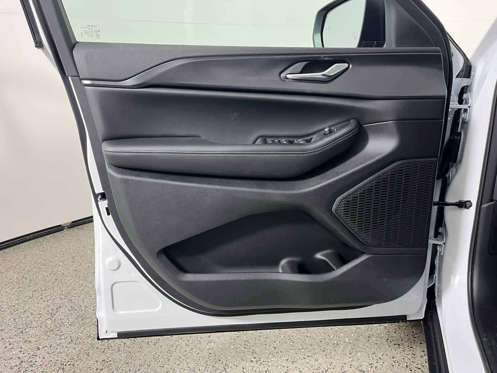 2025 Jeep Grand Cherokee GRAND CHEROKEE LAREDO X 4X2