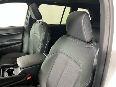 2025 Jeep Grand Cherokee GRAND CHEROKEE LAREDO X 4X2