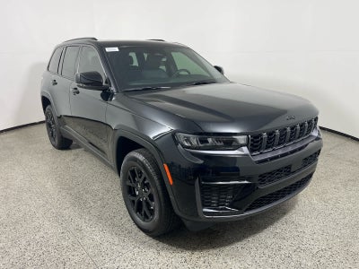 2026 Jeep Grand Cherokee Laredo Altitude