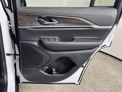 2026 Jeep Grand Cherokee GRAND CHEROKEE LAREDO ALTITUDE 4X2