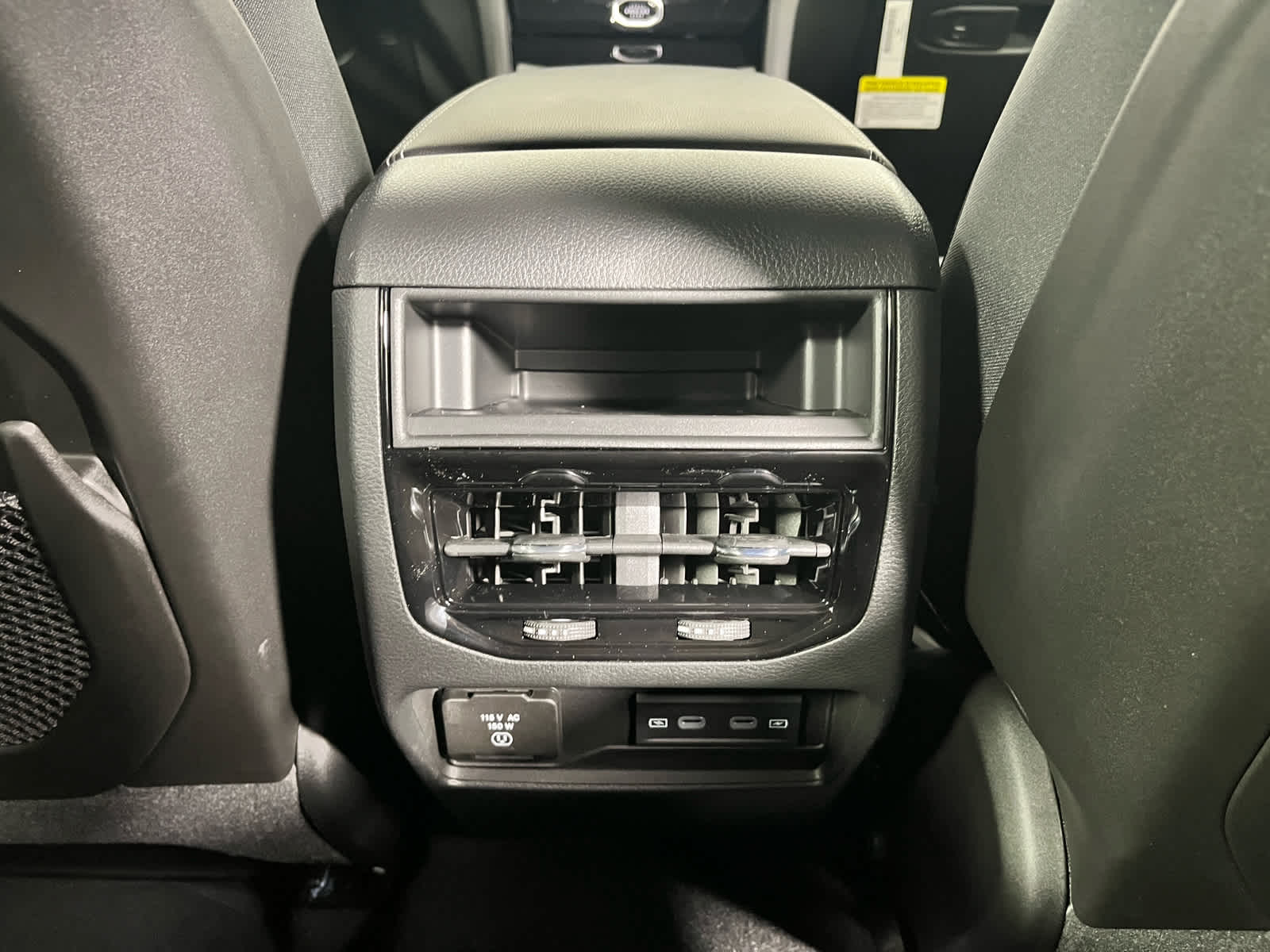 2026 Jeep Grand Cherokee GRAND CHEROKEE LAREDO ALTITUDE 4X2