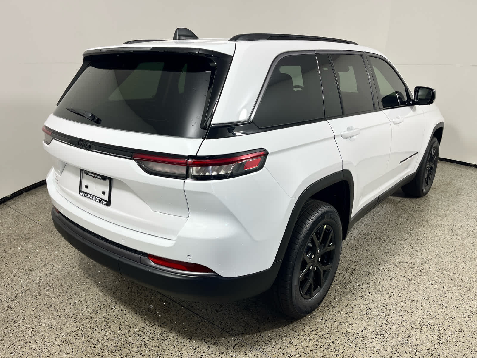 2026 Jeep Grand Cherokee GRAND CHEROKEE LAREDO ALTITUDE 4X2