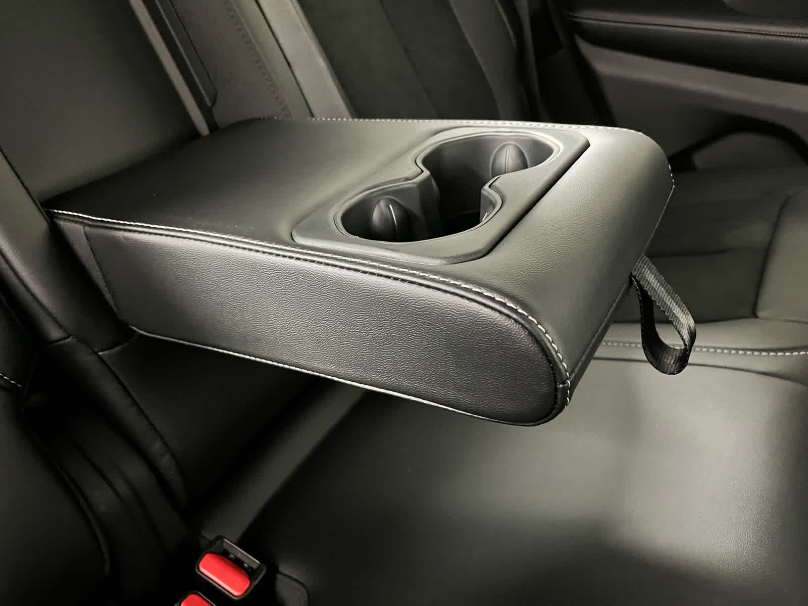 2026 Jeep Grand Cherokee GRAND CHEROKEE LAREDO ALTITUDE 4X2