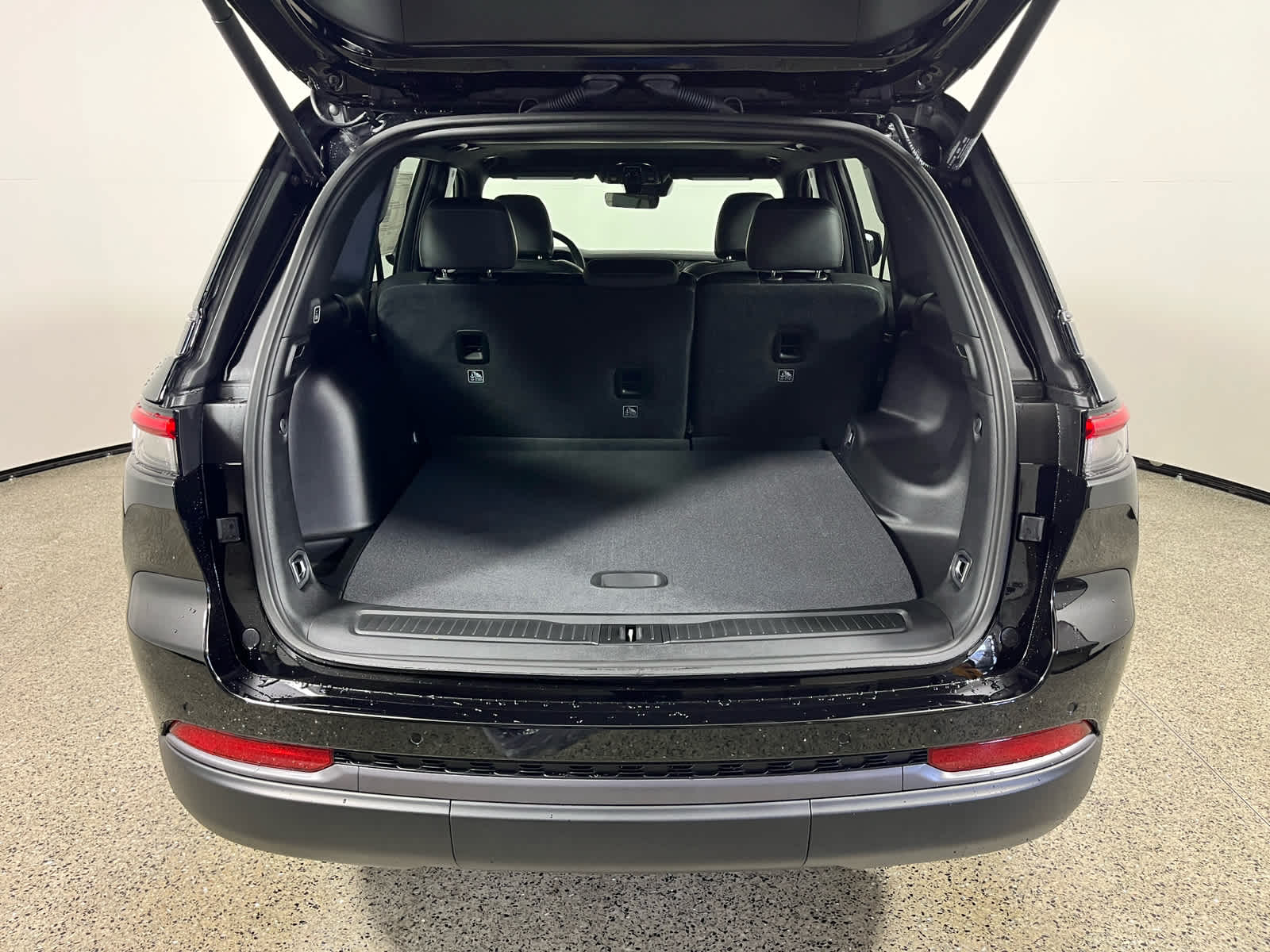 2026 Jeep Grand Cherokee GRAND CHEROKEE LAREDO ALTITUDE 4X2