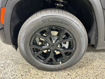 2026 Jeep Grand Cherokee GRAND CHEROKEE LAREDO ALTITUDE 4X2