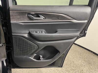 2025 Jeep Grand Cherokee Limited 4x2