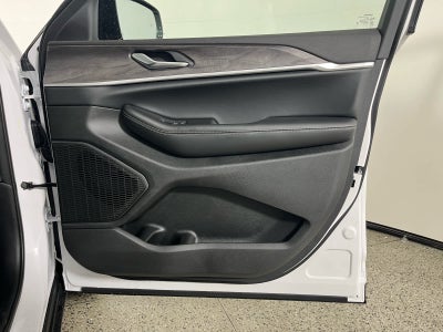 2025 Jeep Grand Cherokee GRAND CHEROKEE LIMITED 4X2