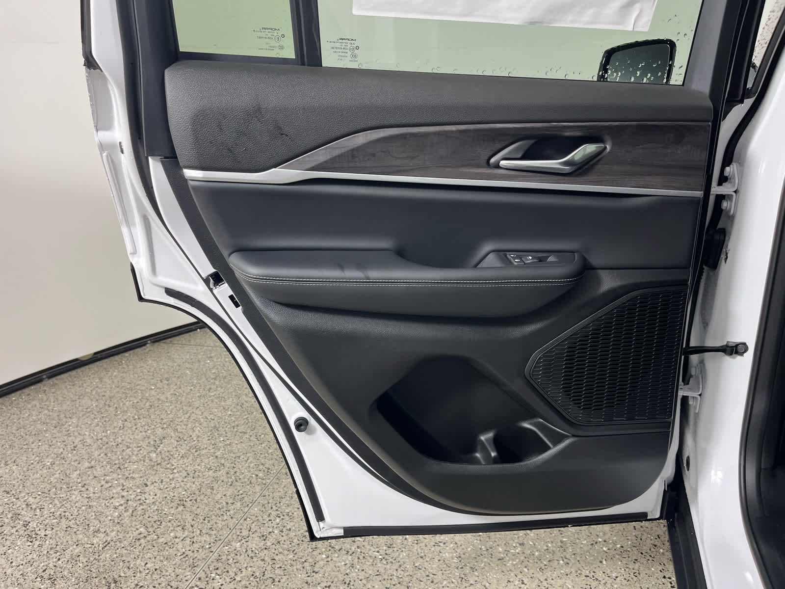 2025 Jeep Grand Cherokee GRAND CHEROKEE LIMITED 4X2