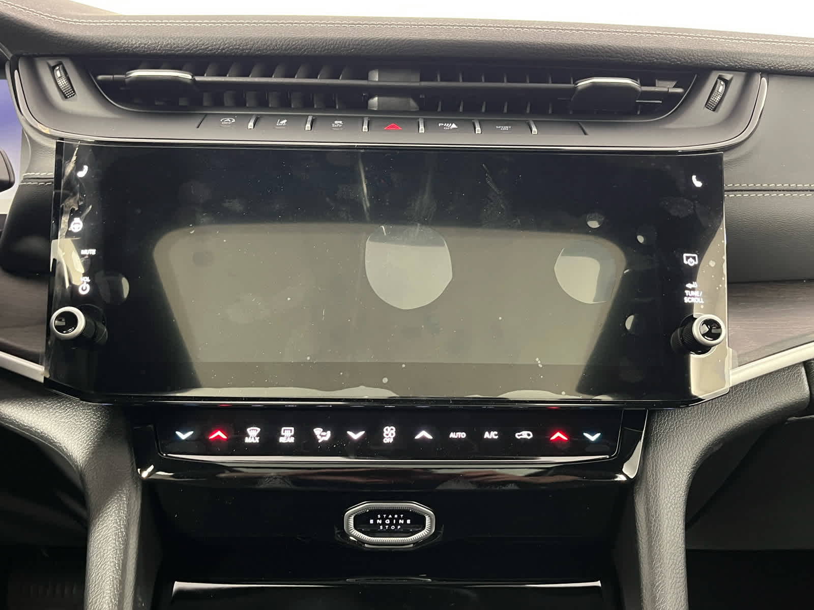 2026 Jeep Grand Cherokee GRAND CHEROKEE LIMITED 4X2