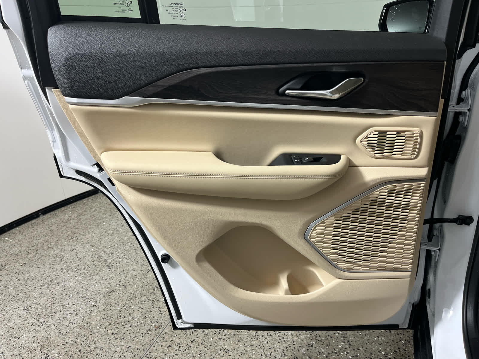 2026 Jeep Grand Cherokee GRAND CHEROKEE LIMITED 4X2