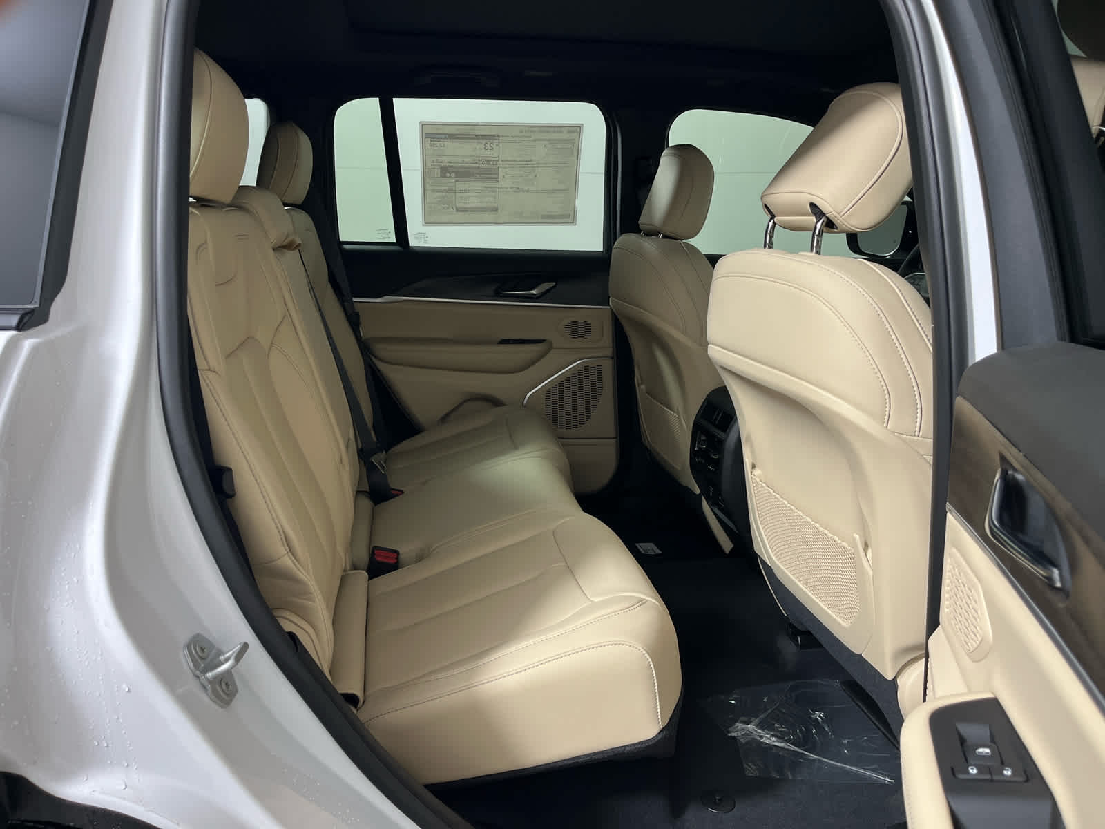 2026 Jeep Grand Cherokee GRAND CHEROKEE LIMITED 4X2