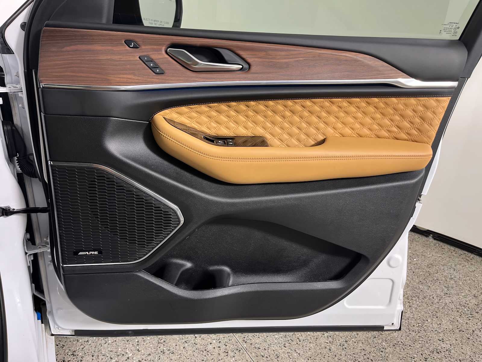 2024 Jeep Grand Cherokee Summit