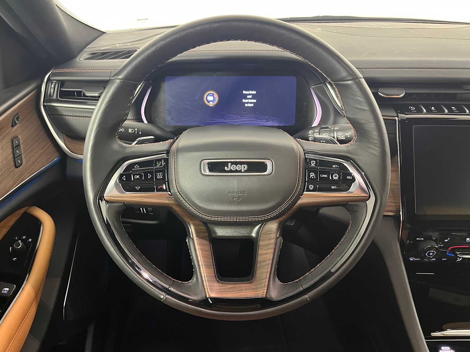 2024 Jeep Grand Cherokee Summit