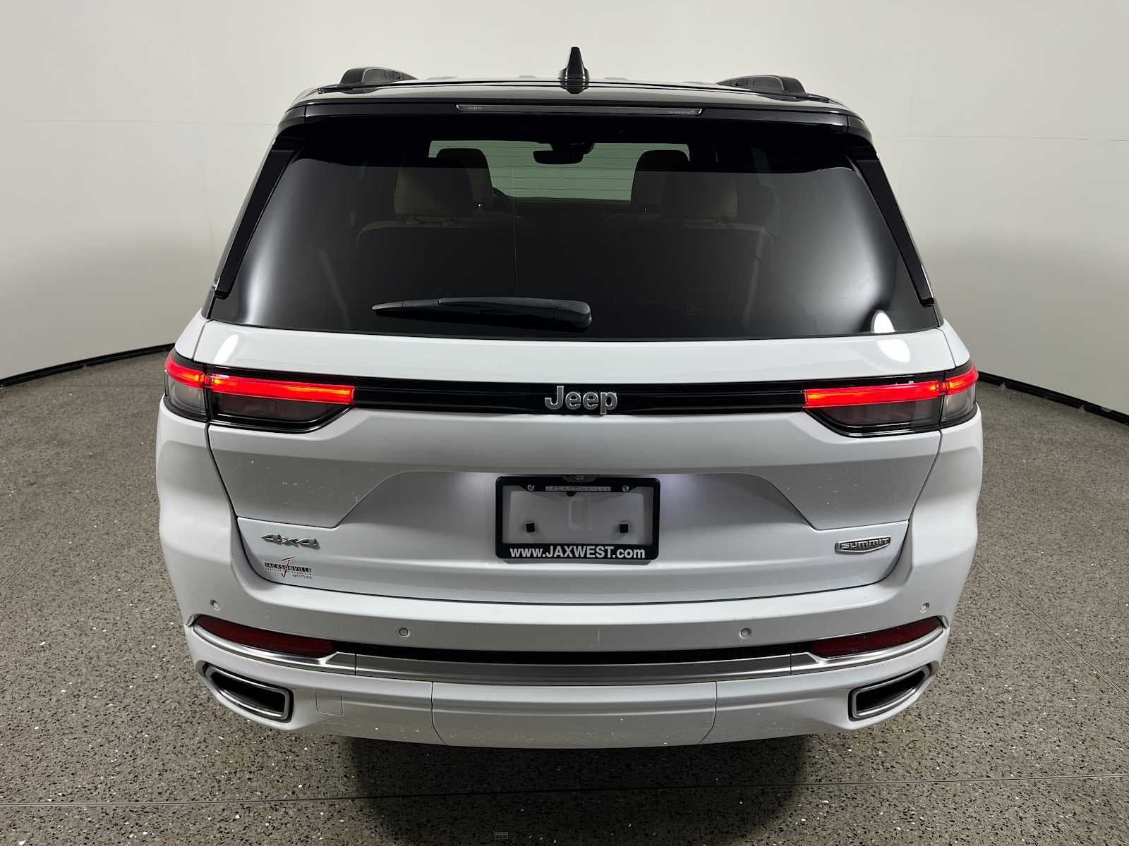 2024 Jeep Grand Cherokee Summit