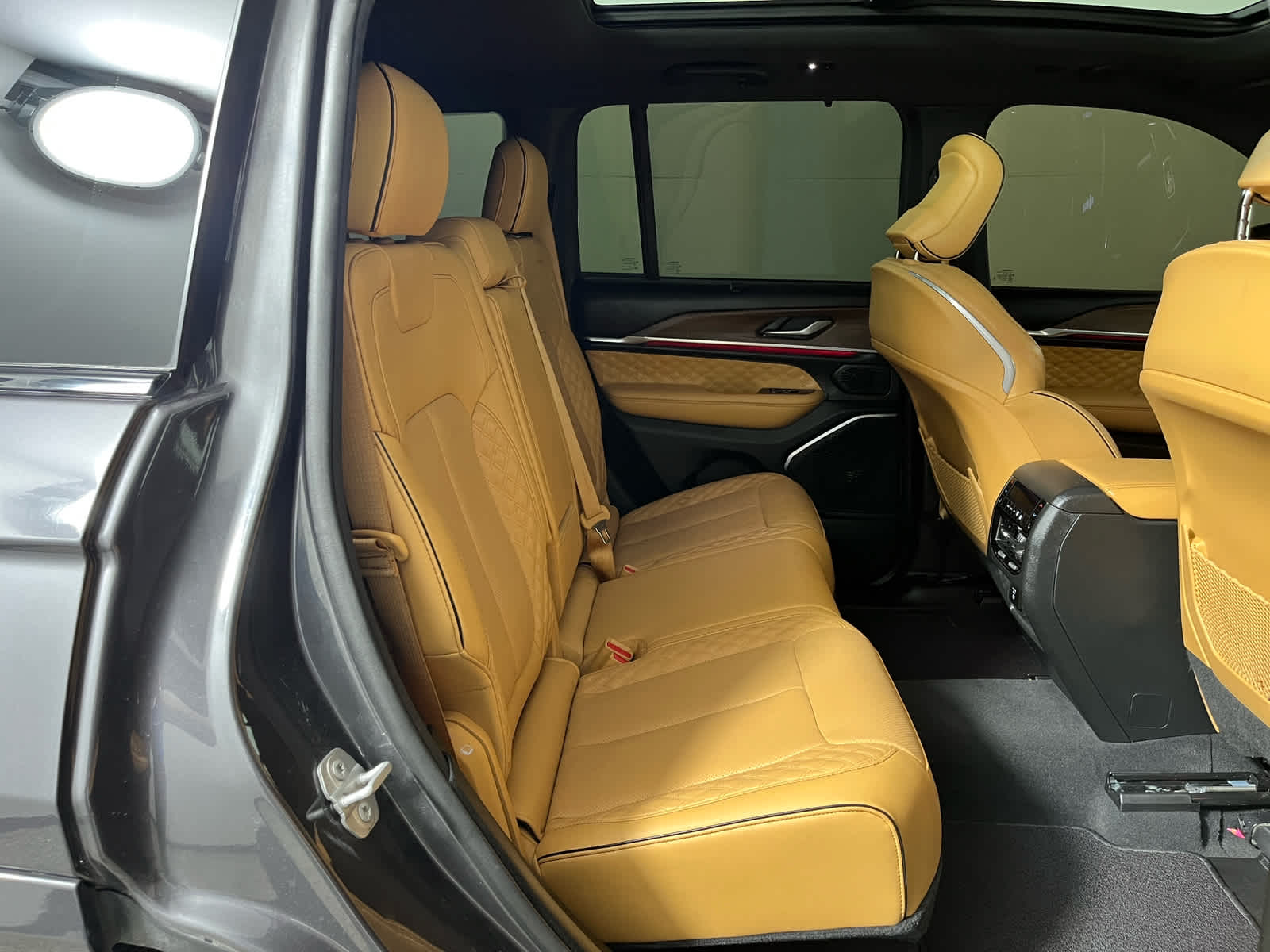 2024 Jeep Grand Cherokee Summit