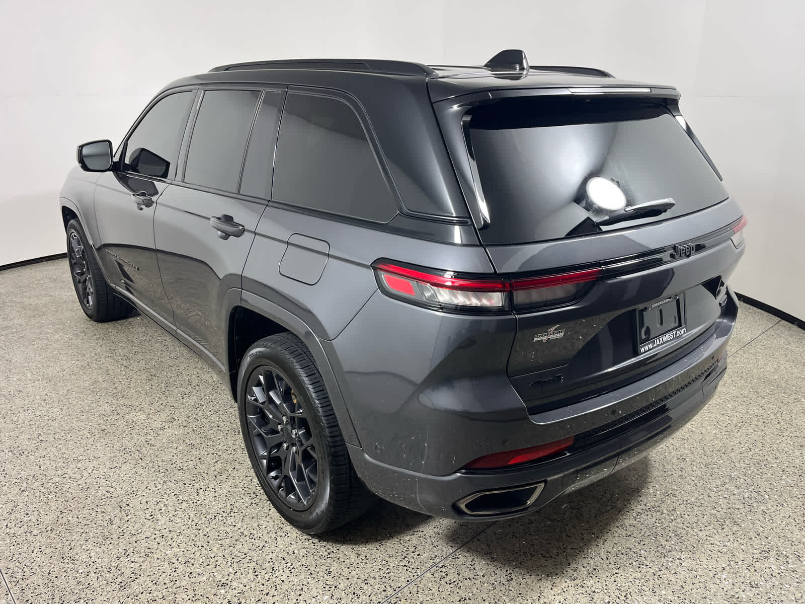 2024 Jeep Grand Cherokee Summit