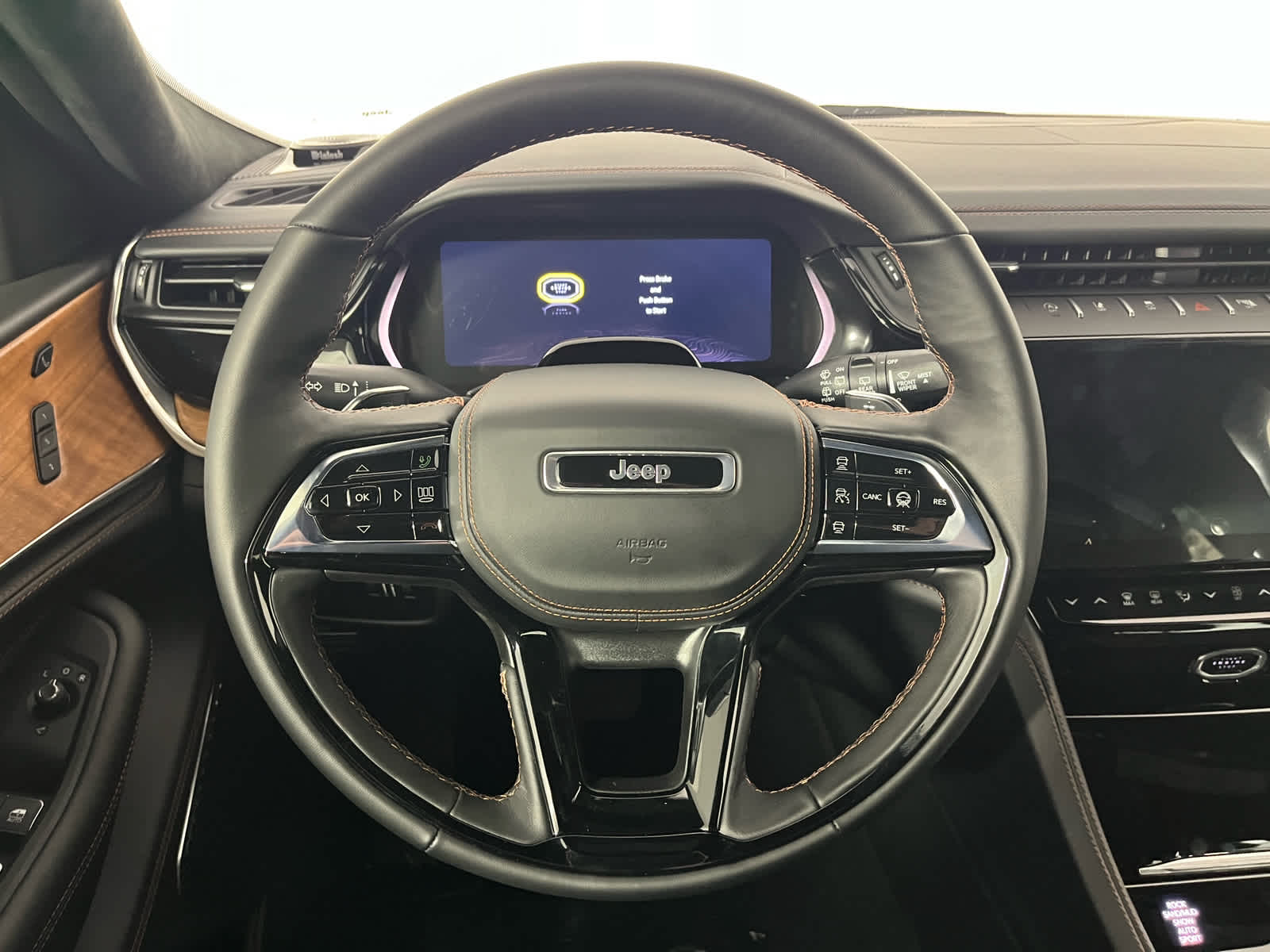 2026 Jeep Grand Cherokee GRAND CHEROKEE SUMMIT 4X4