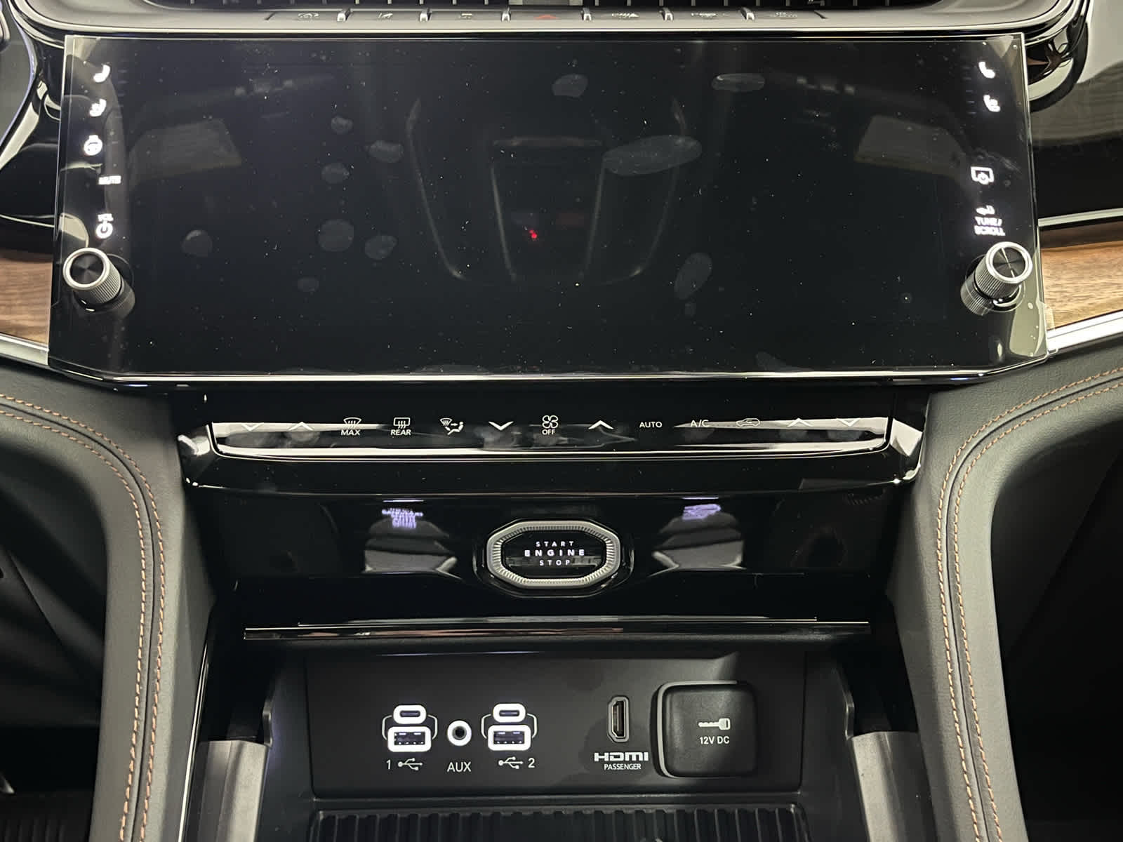 2027 Jeep Grand Cherokee Summit