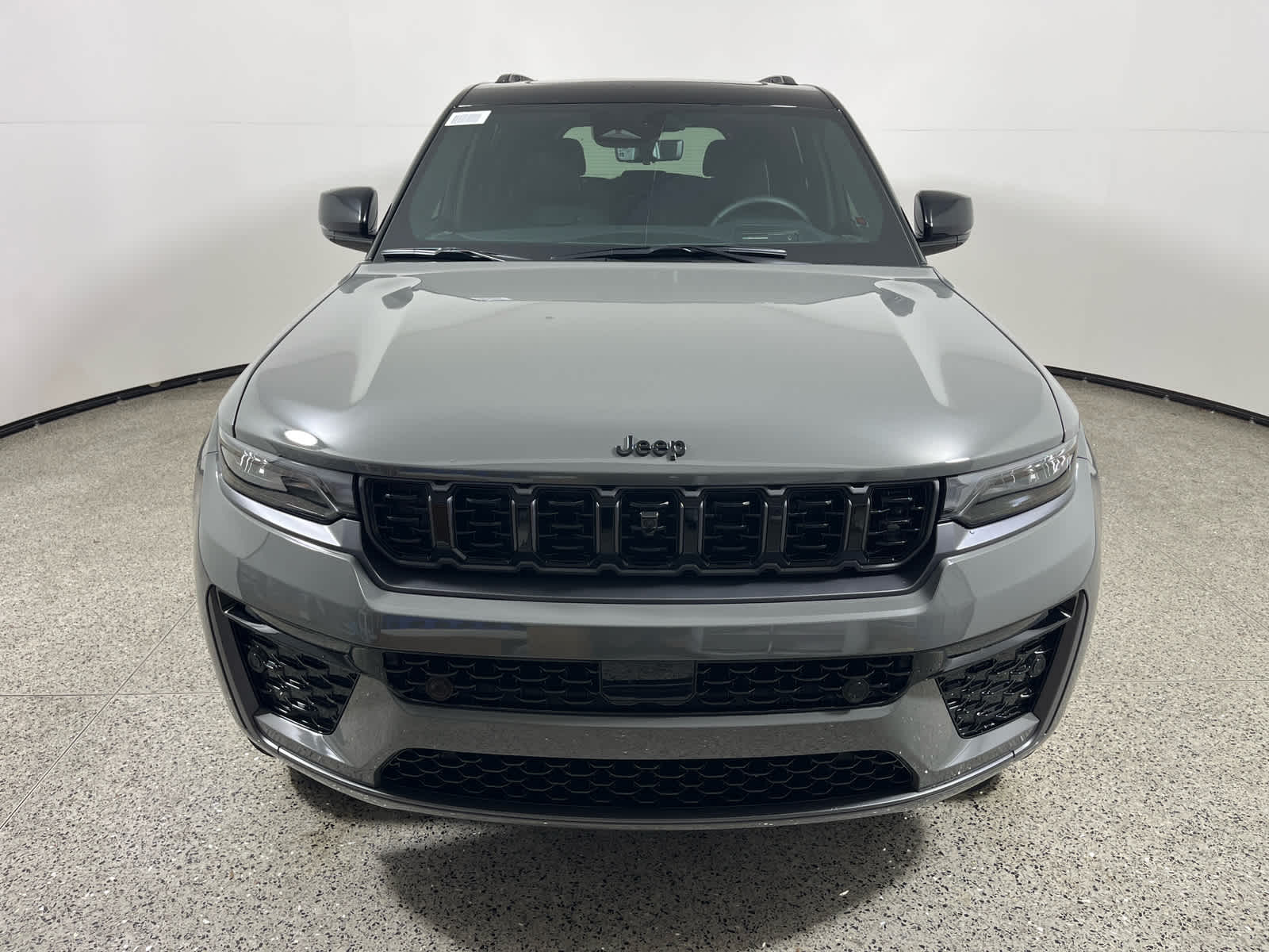 2027 Jeep Grand Cherokee Summit