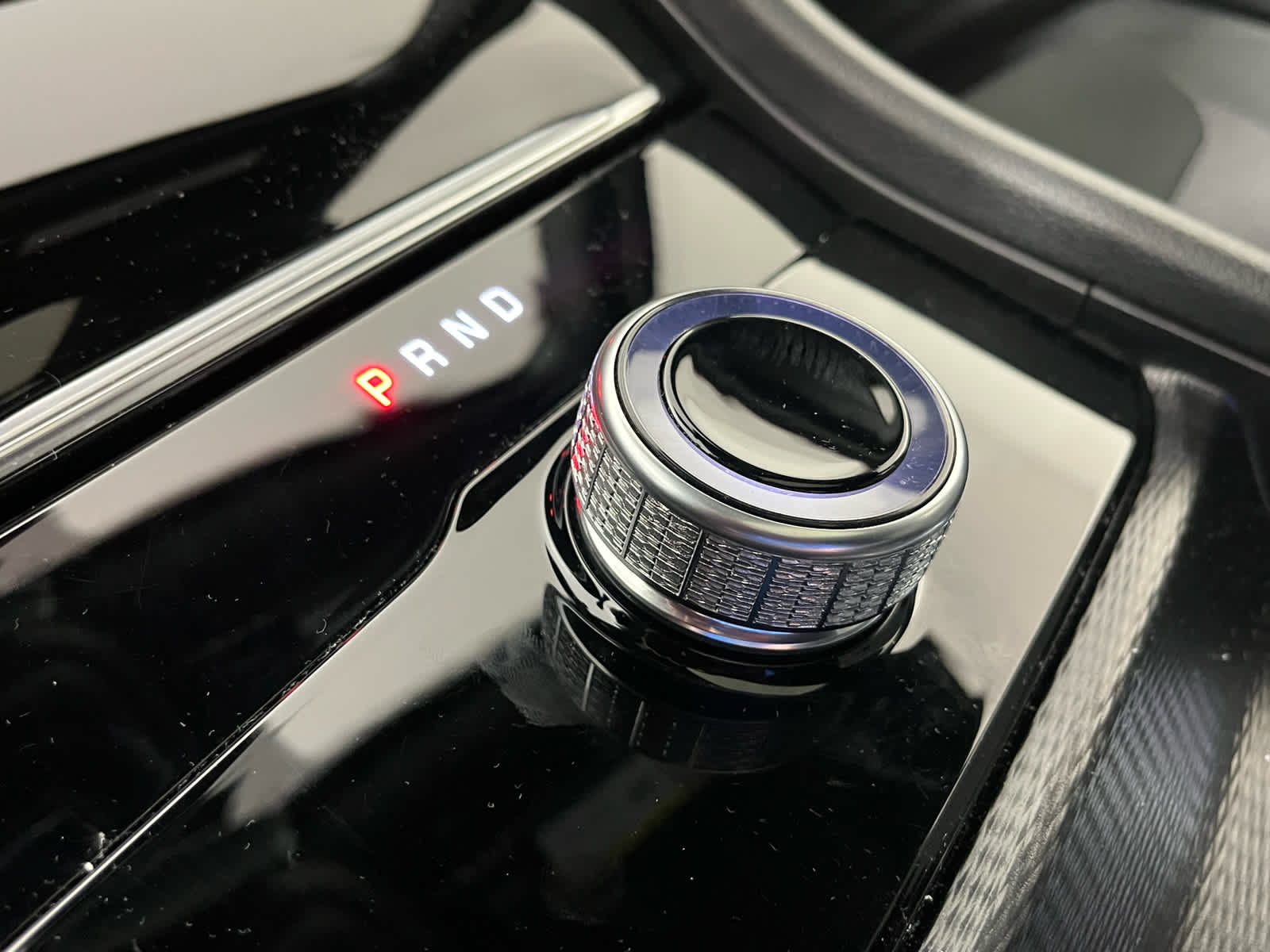 2025 Jeep Grand Cherokee GRAND CHEROKEE L LAREDO X 4X2