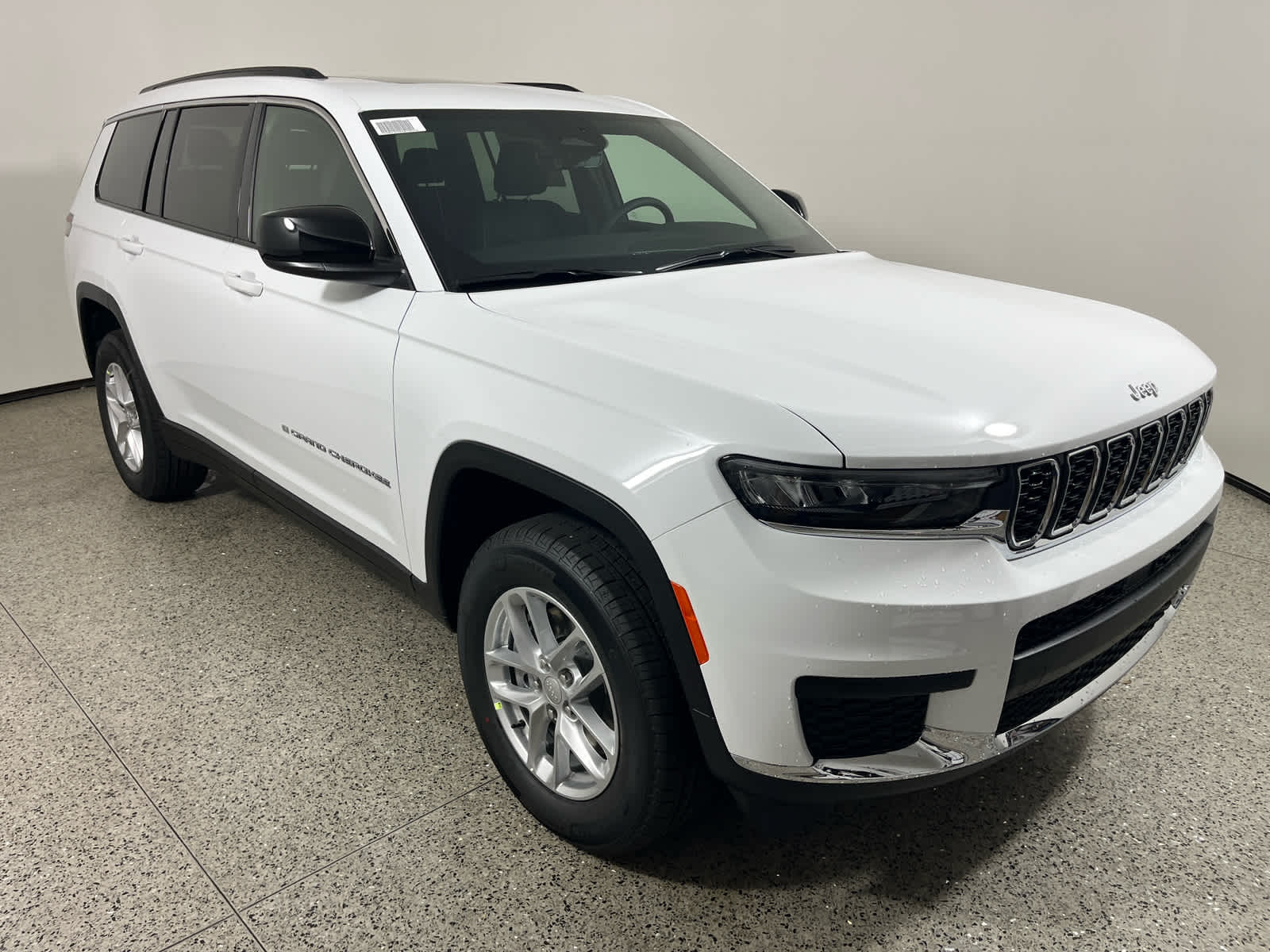 2025 Jeep Grand Cherokee GRAND CHEROKEE L LAREDO X 4X2