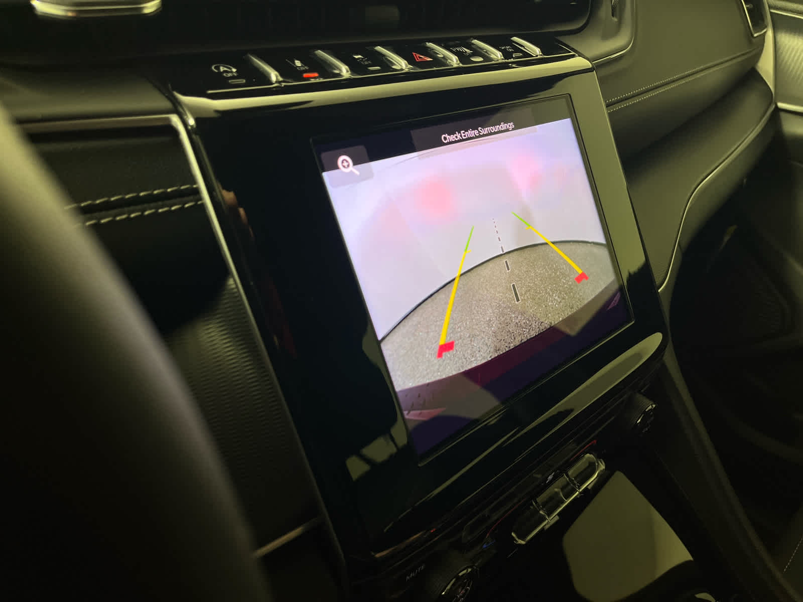 2025 Jeep Grand Cherokee GRAND CHEROKEE L LAREDO X 4X2