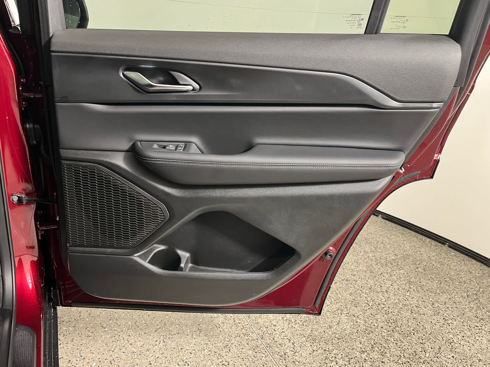 2025 Jeep Grand Cherokee GRAND CHEROKEE L LAREDO X 4X2