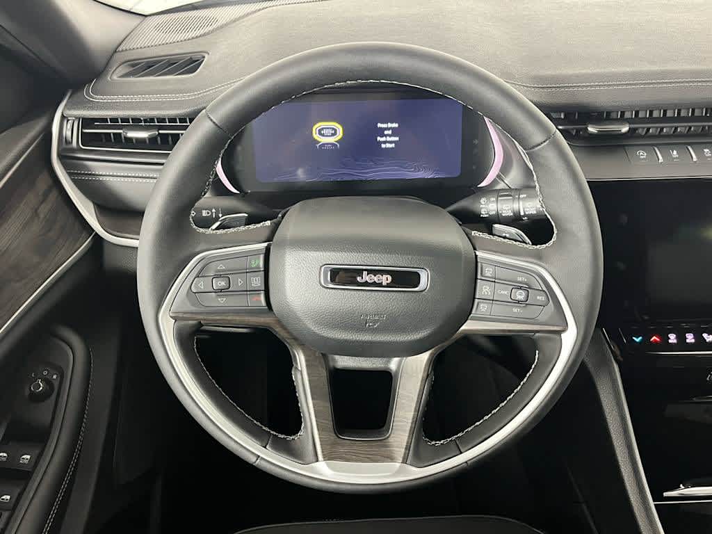 2026 Jeep Grand Cherokee L Laredo Altitude
